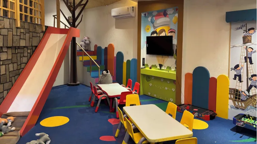 Kids Play Area 